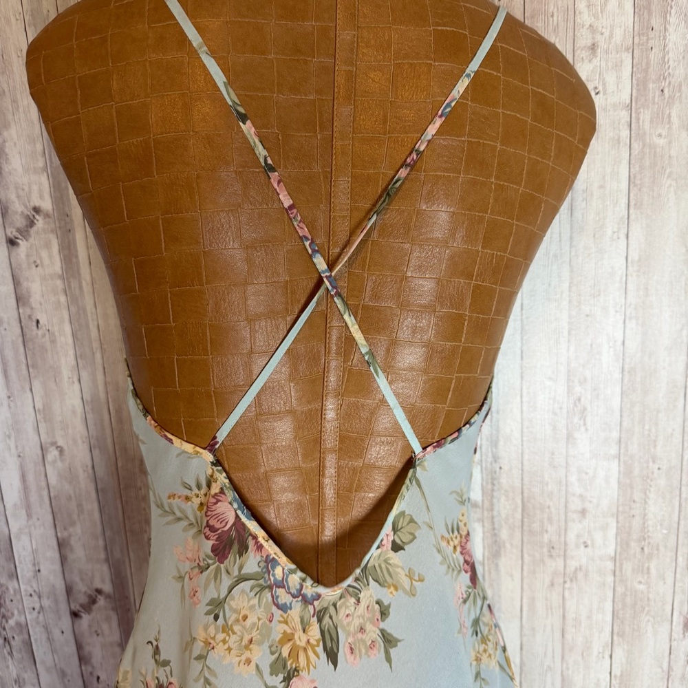 Vintage Victoria’s Secret Gold Label Floral Slip Chemise Crisscross Back - Picture 3 of 5